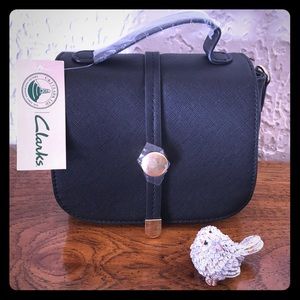 🍃Clarks🍃 NWT small crossbody
